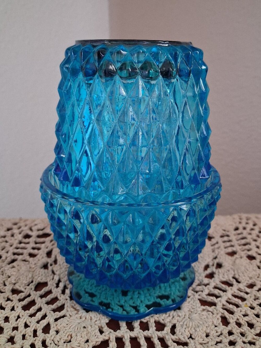 Indiana Glass blue diamond point fairy lamp